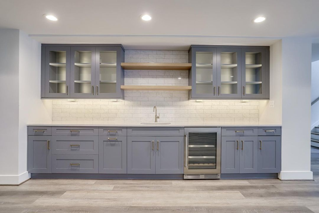 Dusty Grey Transitional Kitchenette